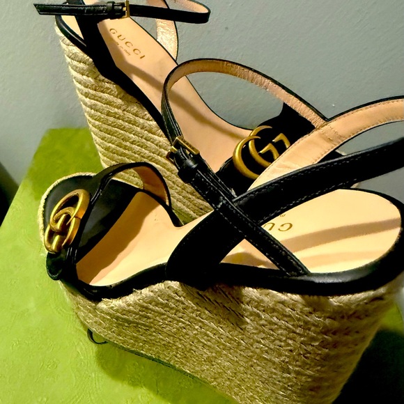 Gucci Authentic Espadrilles - Picture 1 of 9